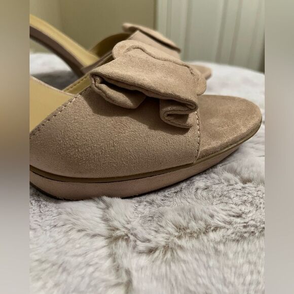 Naturalizer Carla Pink Buckle Sandals 3.5” Heels. Silver Buckle Size 10 NWOB - Picture 9 of 9